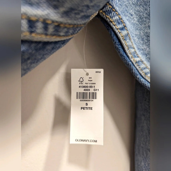 Cropped Jean Jacket Petite - Picture 7 of 8